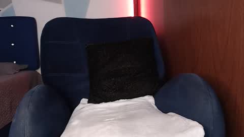 Snapshot of carolineblich chatting on 02.27.26 Carolin Blich online show from 02.27.26