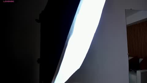 Caro  online show from 11.29.25