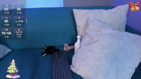 Caro  online show from 12.20.25