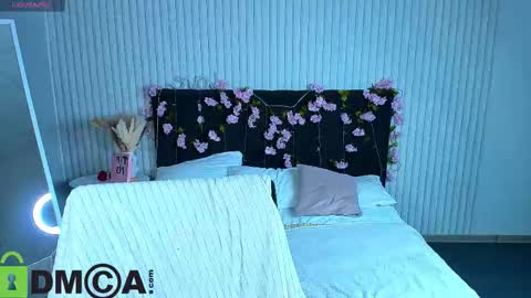 CarolineRichter online show from 03.25.26