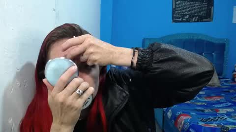 Carolinhe  online show from 02.10.26