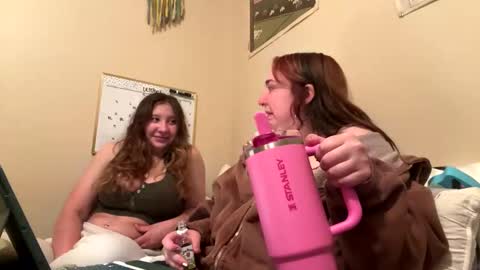 Snapshot of carpetmunchers chatting on 10.08.25 carpetmunchers online show from 10.08.25