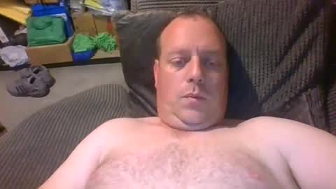 Snapshot of carpman777 chatting on 10.08.25 Hereforun online show from 10.08.25