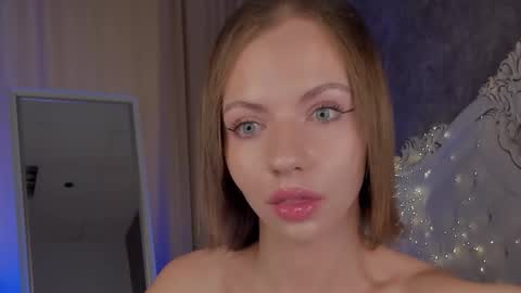 Snapshot of carriebyrd chatting on 09.26.25 Carrie Byrd online show from 09.26.25