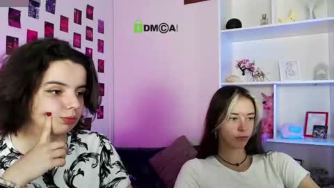 Snapshot of casey_meow_ chatting on 06.17.26 casey_meow_ online show from 06.17.26