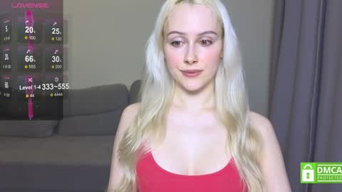 Snapshot of caseylabow chatting on 01.23.25 My name is Casey... Nice to meet you I will be happy to have funthumbs up please its important online show from 01.23.25