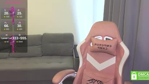 Snapshot of caseylabow chatting on 03.01.25 My name is Casey... Nice to meet you I will be happy to have funthumbs up please its important online show from 03.01.25