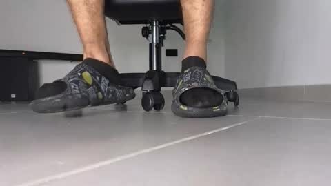 Snapshot of cash_master777 chatting on 12.17.25 cash_master777 online show from 12.17.25