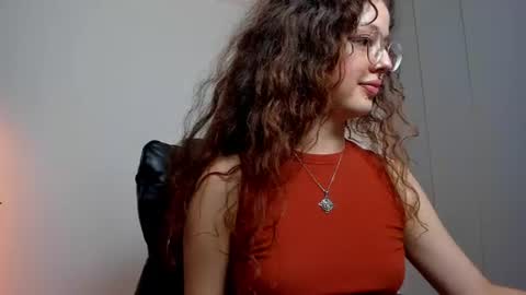 Snapshot of cassandra_caiin chatting on 07.28.26 Cassie online show from 07.28.26