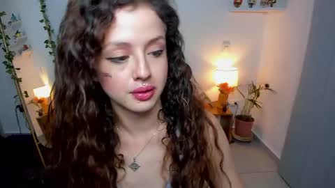 Snapshot of cassandra_caiin chatting on 07.30.26 Cassie online show from 07.30.26