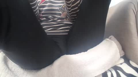 Snapshot of cassandra_joy chatting on 02.09.25 Cassandra joy online show from 02.09.25