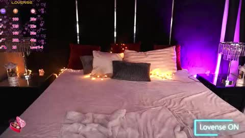 Lena online show from 02.25.26