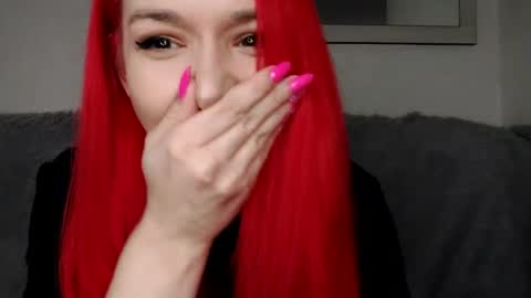 Snapshot of cassandratate chatting on 02.11.25 Casey Chris online show from 02.11.25