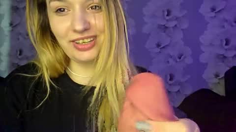 Snapshot of cassandratate chatting on 05.22.26 Casey Chris online show from 05.22.26