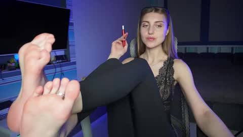 Seductress Cassia  FINDOM AND SADISM  NO NUDE online show from 11.18.25