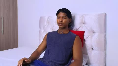 Snapshot of cassian_gold chatting on 05.19.26 CASSIAN GOLD online show from 05.19.26