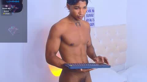 Snapshot of cassian_gold chatting on 06.20.26 CASSIAN GOLD online show from 06.20.26