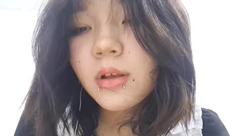 Snapshot of cassidykraeger chatting on 11.30.25 Mia online show from 11.30.25