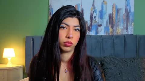 Snapshot of cassie_bloom chatting on 04.29.26 cassie_bloom online show from 04.29.26