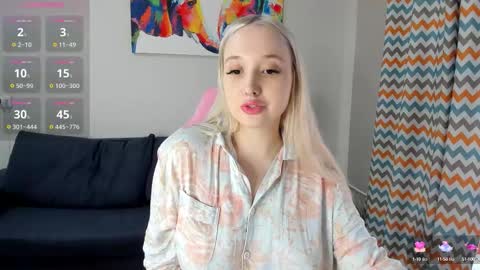 Snapshot of cassie_rosss chatting on 09.14.25 Cassie Rosss online show from 09.14.25