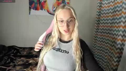 Snapshot of cassie_rosss chatting on 07.03.26 Cassie Rosss online show from 07.03.26