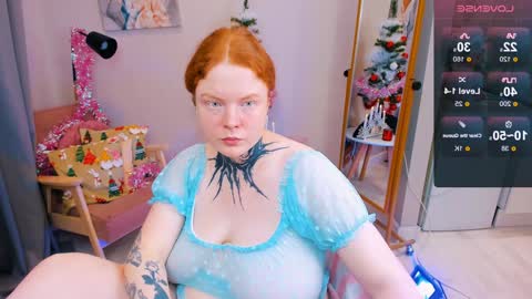 Snapshot of cassie_xkiss chatting on 12.27.24 Cassie online show from 12.27.24