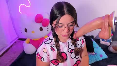 Snapshot of cassiebigass_ chatting on 07.01.26 Bela igzaii9r online show from 07.01.26