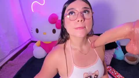 Snapshot of cassiebigass_ chatting on 07.04.26 Bela igzaii9r online show from 07.04.26