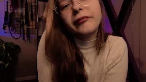 assie online show from 11.27.25