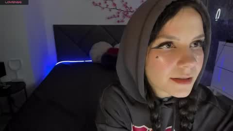 Cassie online show from 04.20.26