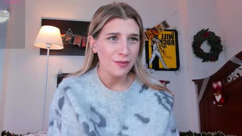 Im Cassie3 online show from 12.21.25