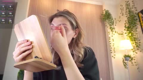 Im Cassie3 online show from 02.22.26