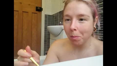 Cassie online show from 02.19.26