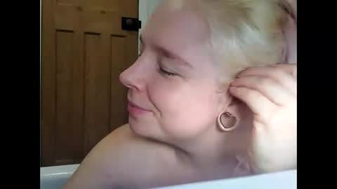 Cassie online show from 02.23.26