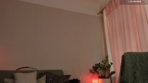 Snapshot of cassisland chatting on 01.07.25  cassandra  online show from 01.07.25