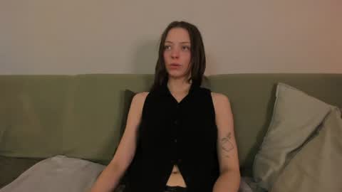  cassandra  online show from 06.22.26