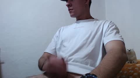 Snapshot of casteryx chatting on 02.07.25 Juan online show from 02.07.25