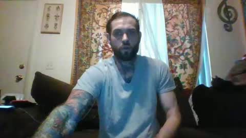 Snapshot of casualfrank chatting on 10.01.25 CasualFun online show from 10.01.25