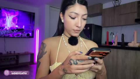 Snapshot of cat_didy chatting on 05.06.26 Didy online show from 05.06.26