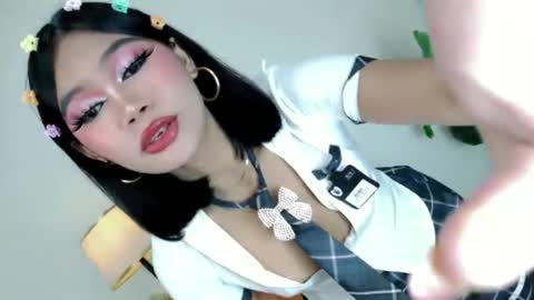 CatalenaX online show from 11.18.25