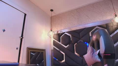 Cataleya online show from 12.04.25