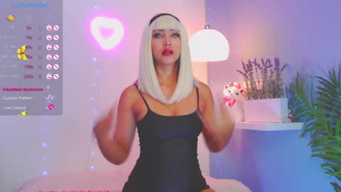 Catalina lovers online show from 02.26.25