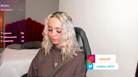 Snapshot of catalina_clark chatting on 12.26.24 Catalina online show from 12.26.24