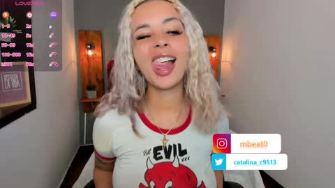 Snapshot of catalina_clark chatting on 02.15.25 Catalina online show from 02.15.25