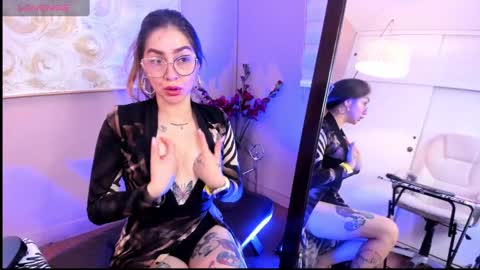 Snapshot of catalina_erotic chatting on 02.27.25 Catalina online show from 02.27.25