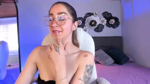 Snapshot of catalina_erotic chatting on 03.08.25 Catalina online show from 03.08.25