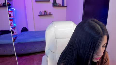 Snapshot of catalina_naughtyy chatting on 12.14.24 Catalina online show from 12.14.24
