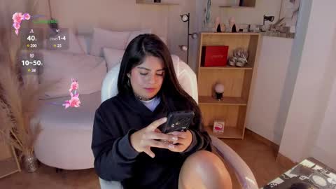 Snapshot of catalina_naughtyy chatting on 01.07.25 Catalina online show from 01.07.25