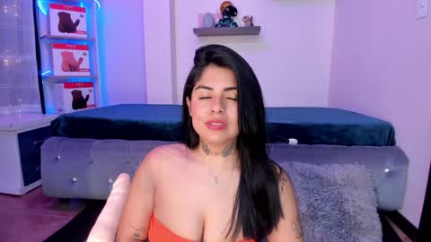 Snapshot of catalina_naughtyy chatting on 02.03.25 Catalina online show from 02.03.25