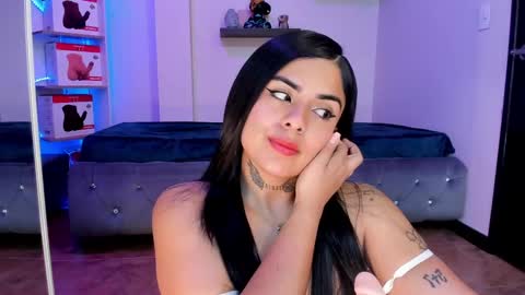 Snapshot of catalina_naughtyy chatting on 03.01.25 Catalina online show from 03.01.25